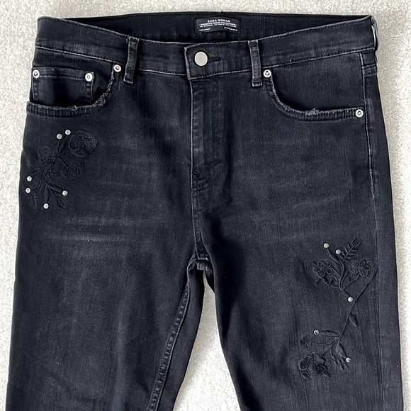 Zara Premium Denim Collection Jeans Embroidered black on black with stud details - Picture 4 of 11